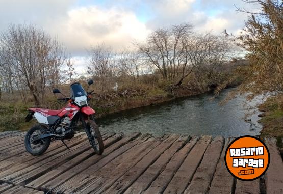 Motos - Honda Xr tornado 2013 Nafta 65000Km - En Venta