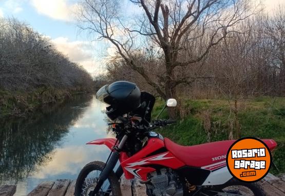 Motos - Honda Xr tornado 2013 Nafta 65000Km - En Venta