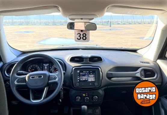 Camionetas - Jeep Renegade Sport 2024 Nafta 27000Km - En Venta