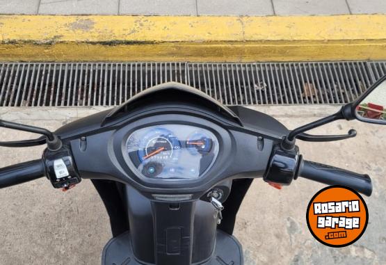 Motos - Kymco Agility 125 2024 Nafta 7000Km - En Venta