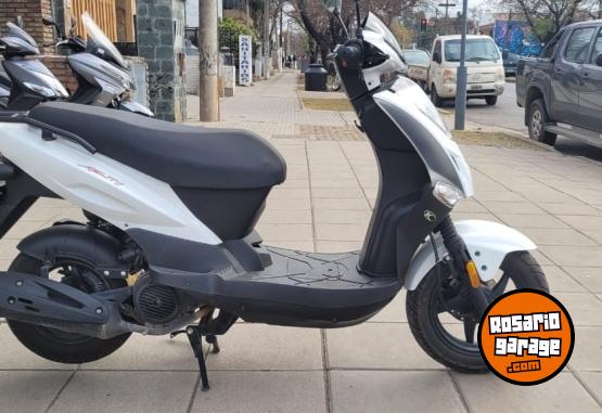 Motos - Kymco Agility 125 2024 Nafta 6471Km - En Venta