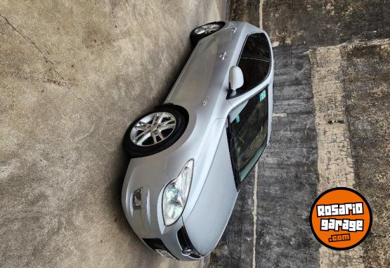 Autos - Hyundai i30 2010 Nafta 139000Km - En Venta