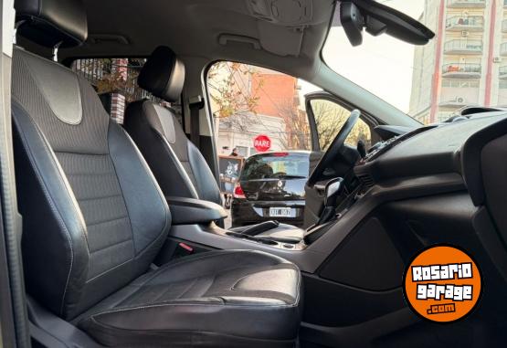 Camionetas - Ford Kuga Sel 2014 Nafta 140000Km - En Venta
