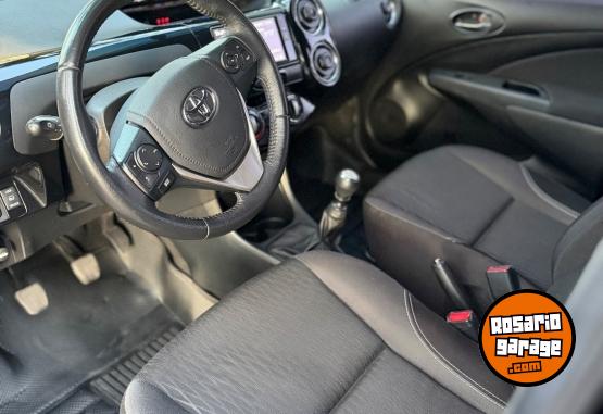 Autos - Toyota Etios XLS 1.5 manual 2018 Nafta 103000Km - En Venta
