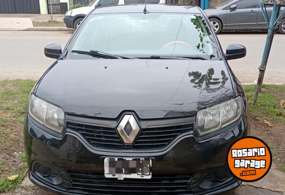 Autos - Renault Nuevo Logan Authentique 2015 Nafta 198000Km - En Venta