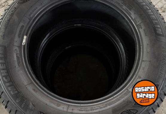 Accesorios para Autos - Cubiertas Michelin 265/60/18 con 2000km sin uso líquido - En Venta