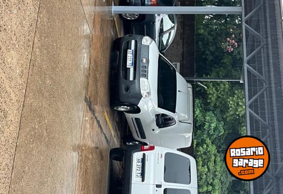 Utilitarios - Fiat Fiorino 2017 GNC 160000Km - En Venta
