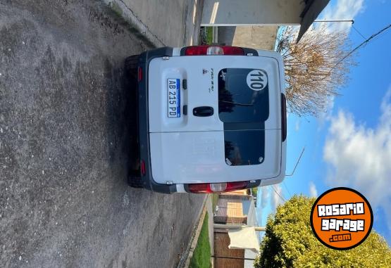 Utilitarios - Fiat Fiorino 2017 GNC 160000Km - En Venta