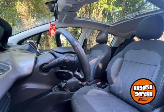 Autos - Peugeot 208 2017 Nafta 66000Km - En Venta