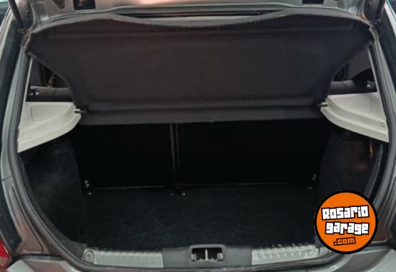 Autos - Volkswagen Gol trend 2013 Nafta 90000Km - En Venta