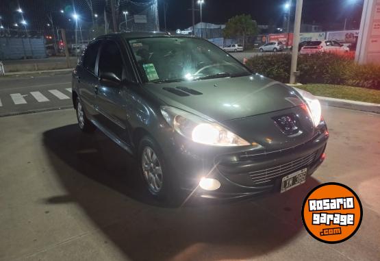 Autos - Peugeot 207 compact 1.4 2012 Nafta 107000Km - En Venta