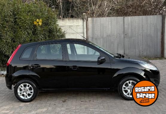 Autos - Ford Fiesta Edge Plus Mp3 2010 Nafta 97800Km - En Venta