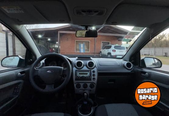 Autos - Ford Fiesta Edge Plus Mp3 2010 Nafta 97800Km - En Venta