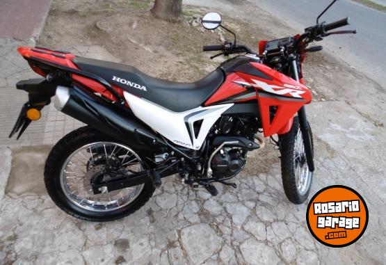 Motos - Honda XR 190L 2025 Nafta 7500Km - En Venta