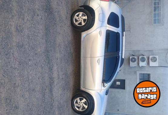 Camionetas - Renault Duster nav 2013 GNC 215000Km - En Venta