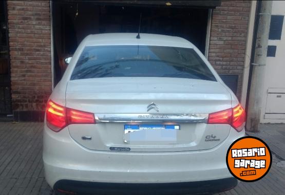 Autos - Citroen C4 lounge 2017 Nafta 172000Km - En Venta