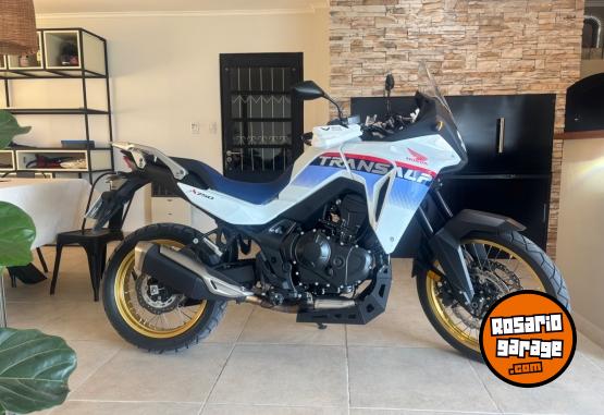 Motos - Honda Transalp 2025 Nafta 5000Km - En Venta