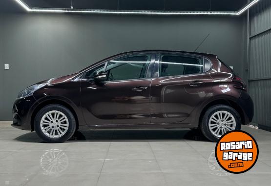 Autos - Peugeot Allure 2017 Nafta 98500Km - En Venta