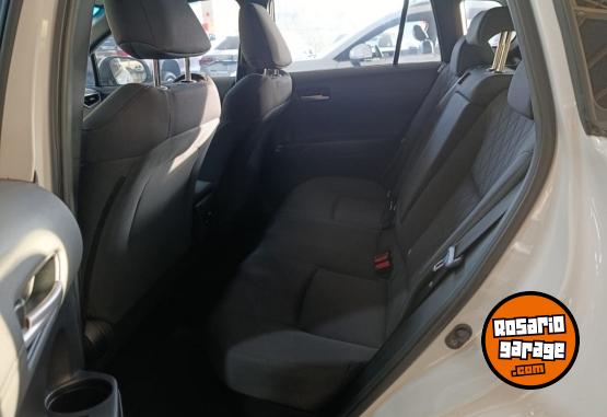 Autos - Toyota COROLLA CROSS XEI HV CVT 2022 Nafta 89738Km - En Venta