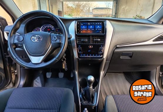 Autos - Toyota YARIS XLS 1.5 6M/T SEDÁN 2019 Nafta 100200Km - En Venta
