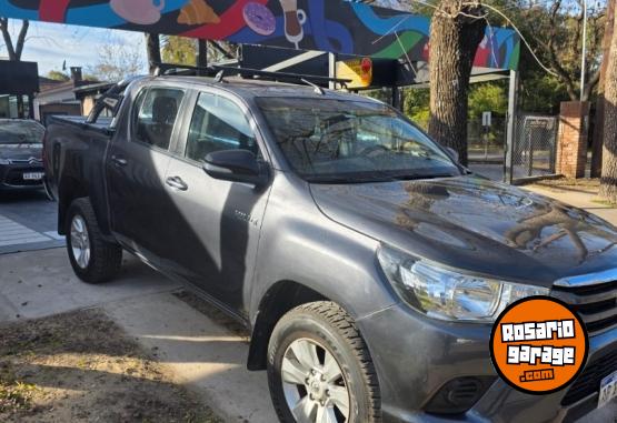 Camionetas - Toyota HILUX 2017 Diesel 290000Km - En Venta