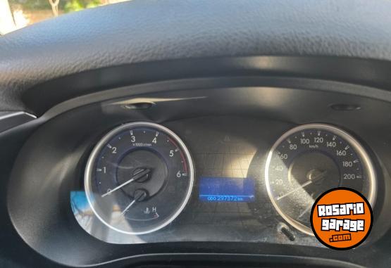 Camionetas - Toyota HILUX 2017 Diesel 290000Km - En Venta