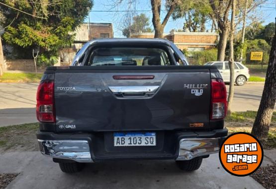 Camionetas - Toyota HILUX 2017 Diesel 290000Km - En Venta