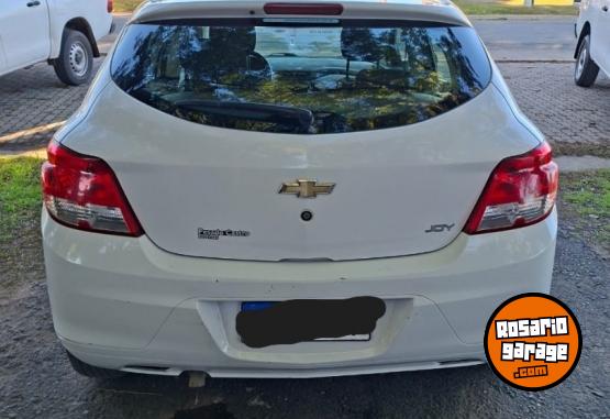 Autos - Chevrolet ONIX JOY 2017 Nafta 93600Km - En Venta