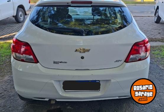 Autos - Chevrolet ONIX JOY 2017 Nafta 93600Km - En Venta