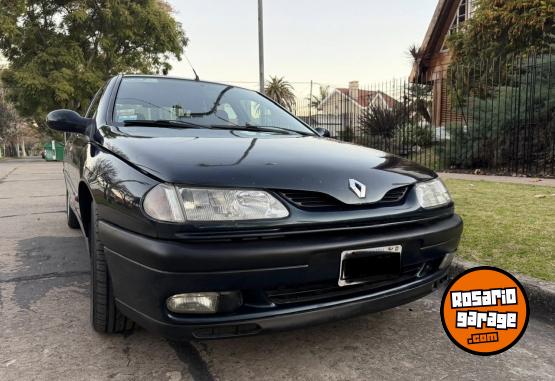 Autos - Renault Laguna rxe 1998 Nafta 200000Km - En Venta