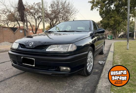 Autos - Renault Laguna rxe 1998 Nafta 200000Km - En Venta