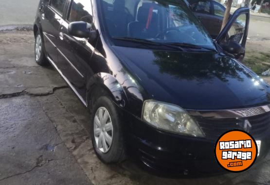 Autos - Renault Logan 2013 GNC 111111Km - En Venta