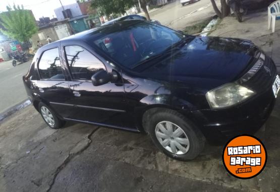 Autos - Renault Logan 2013 GNC 111111Km - En Venta