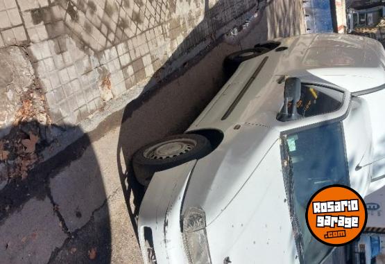 Utilitarios - Volkswagen Caddy 1.9 diesel 1999 Diesel 111111Km - En Venta