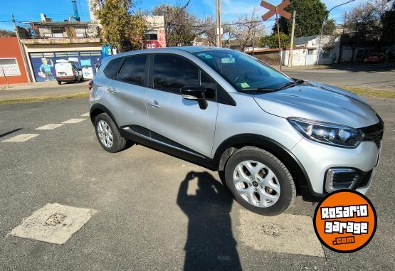 Autos - Renault Captur zen 2.0 2017 Nafta 77000Km - En Venta