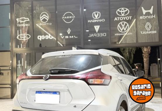 Autos - Nissan ADVANCE 1.6 2022 Nafta 63000Km - En Venta