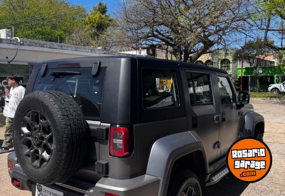 Camionetas - Baic BJ40 Plus 2.0T 4WD AT 2025 Nafta 21000Km - En Venta