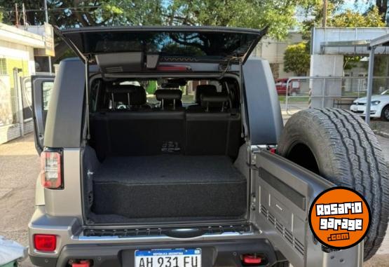 Camionetas - Baic BJ40 Plus 2.0T 4WD AT 2025 Nafta 21000Km - En Venta