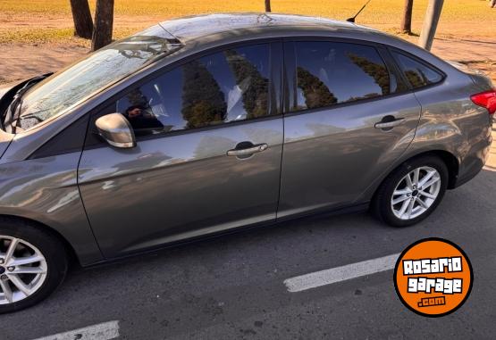 Autos - Ford Focus 2016 Nafta 158000Km - En Venta