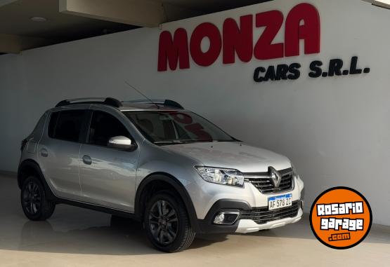 Autos - Renault Sandero Stepway Intense 2022 Nafta 73000Km - En Venta
