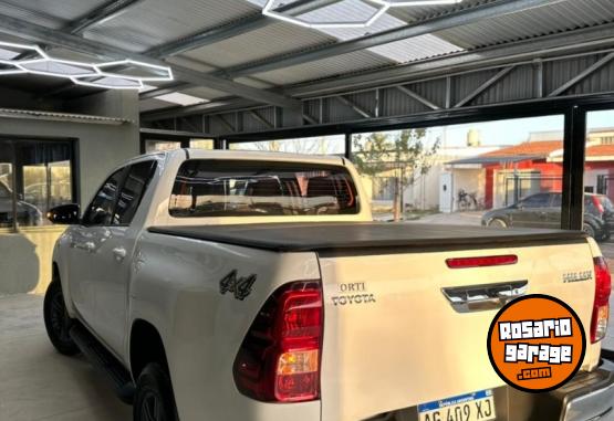 Camionetas - Toyota HILUX SR 2023 2023 Diesel 52000Km - En Venta
