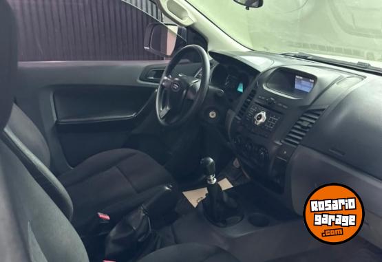 Camionetas - Ford RANGER CABINA SIMPLE 2017 Diesel 108000Km - En Venta