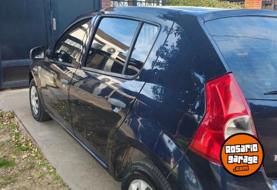 Autos - Renault Sandero 2010 Nafta 190000Km - En Venta