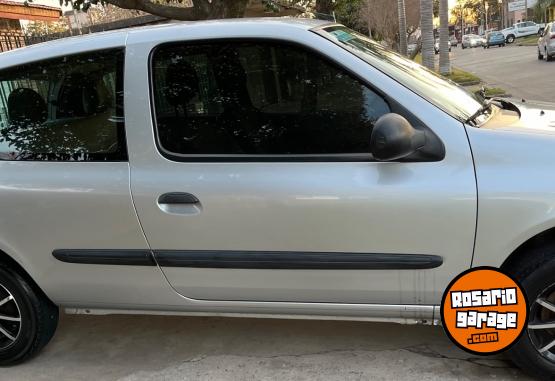 Autos - Renault Clio mío confort plus 2014 Nafta 123000Km - En Venta