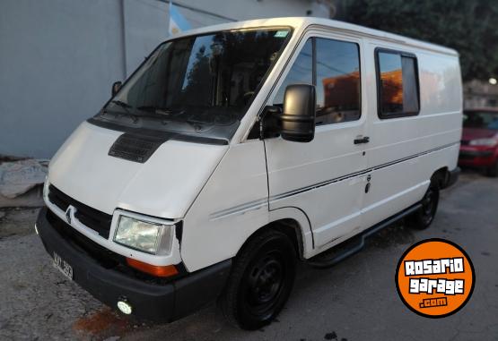 Utilitarios - Renault Trafic 2.1 Furgón 1996 Diesel 250000Km - En Venta