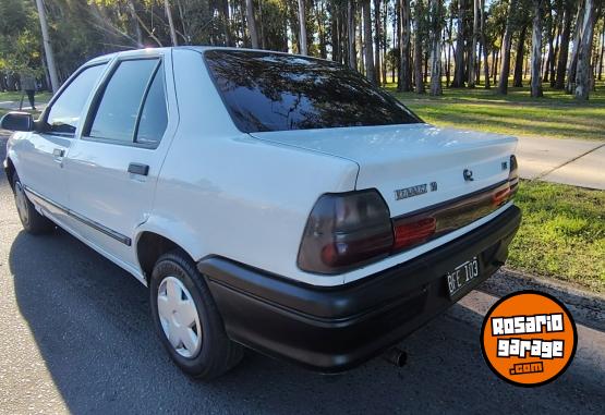 Autos - Renault 19 1997 GNC 111111Km - En Venta