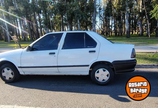 Autos - Renault 19 1997 GNC 111111Km - En Venta