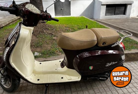 Motos - Motomel Strato Euro 150 2021 Nafta 12000Km - En Venta