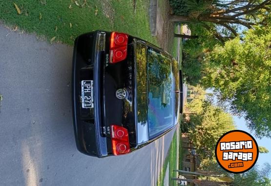 Autos - Volkswagen Bora 1.8t automático 2011 Nafta 132000Km - En Venta