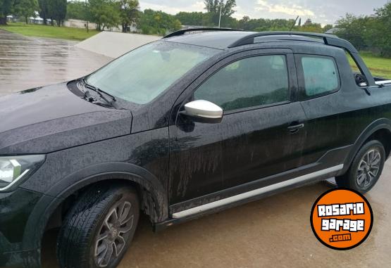 Autos - Volkswagen SAVEIRO CROSS 2017 Nafta 140000Km - En Venta